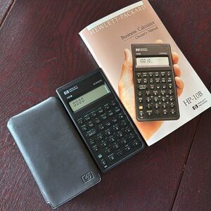 Hewlett-Packard Vintage Business Calculator w/ leather case & owner’s manual EUC